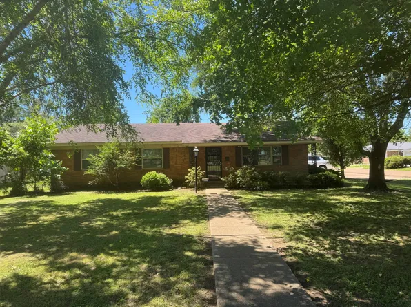 1113 W Monroe Ave, Greenwood, MS 38930