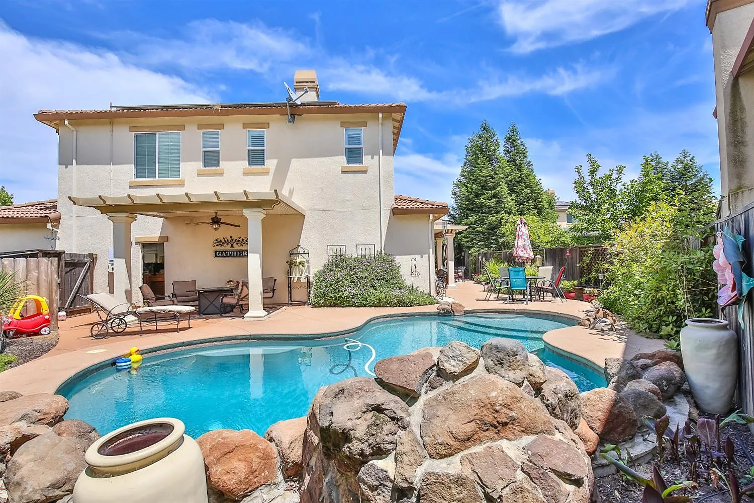 1347 Jorgenson Dr photo 1
