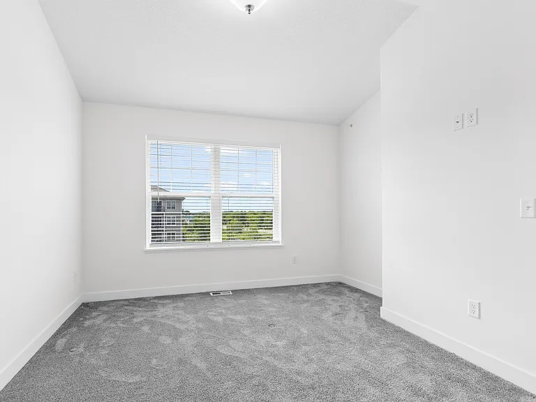 3153 Clover Ridge Dr — Photo 15