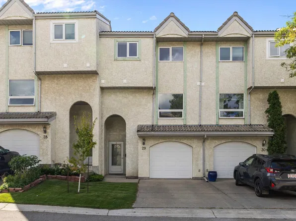 9520 174th St NW #29, Edmonton, AB T5T 5Z3