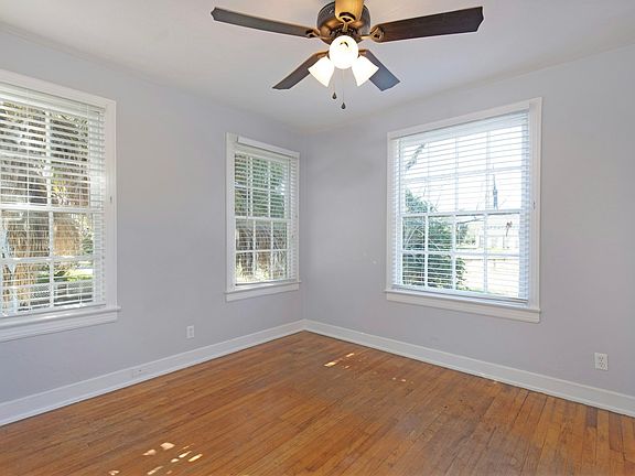 5th image of 2 N Carlen St #A