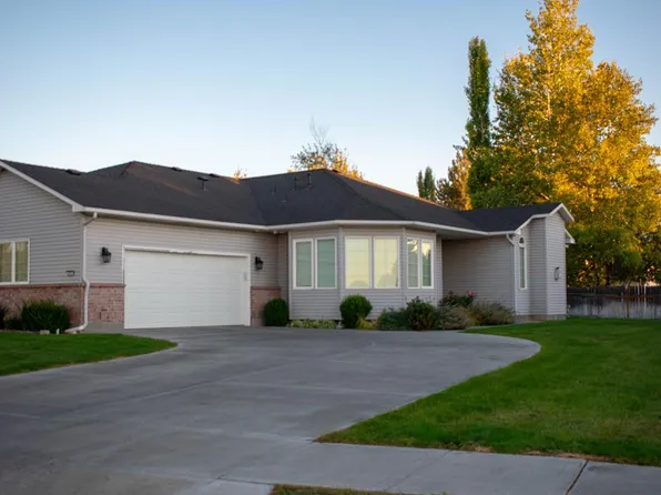850 E 25th St, Idaho Falls, ID 83404
