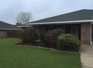 110 Maverick St, Deridder, LA 70634