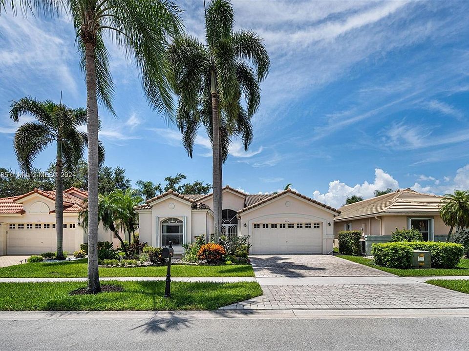 1st image of 9775 Harbour Lake Cir