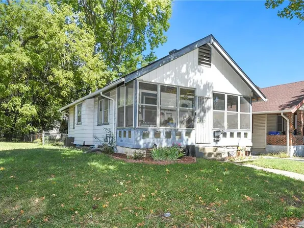 2314 E 59th St, Kansas City, MO 64130