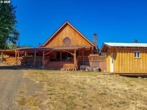 3450 Hogan Rd, Oakland, OR 97462