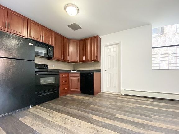 2nd image of 672 Saint Nicholas Ave #B1