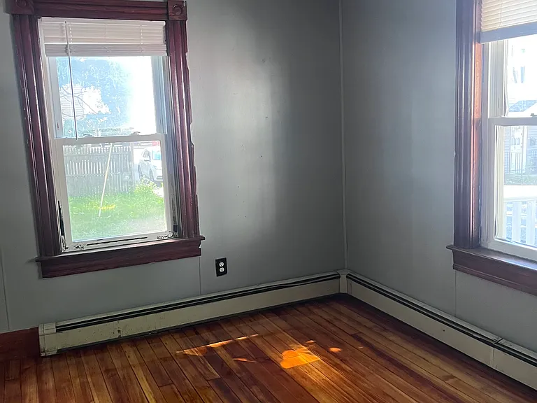 13 Lariviere Ave — Photo 1