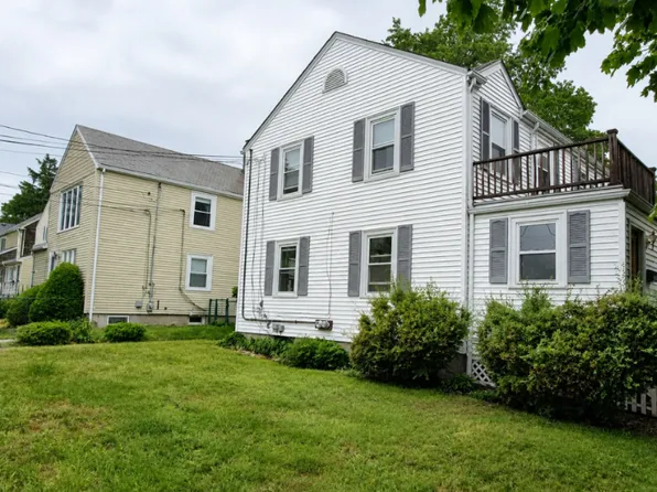 40 Baker Ave #1, Quincy, MA 02169