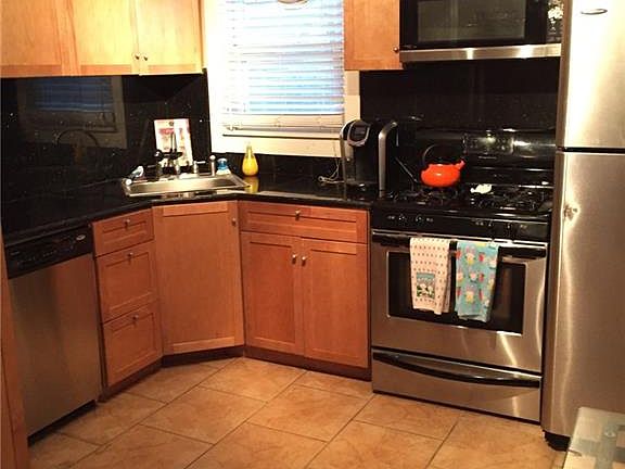 3rd image of 182 Calderwood Dr