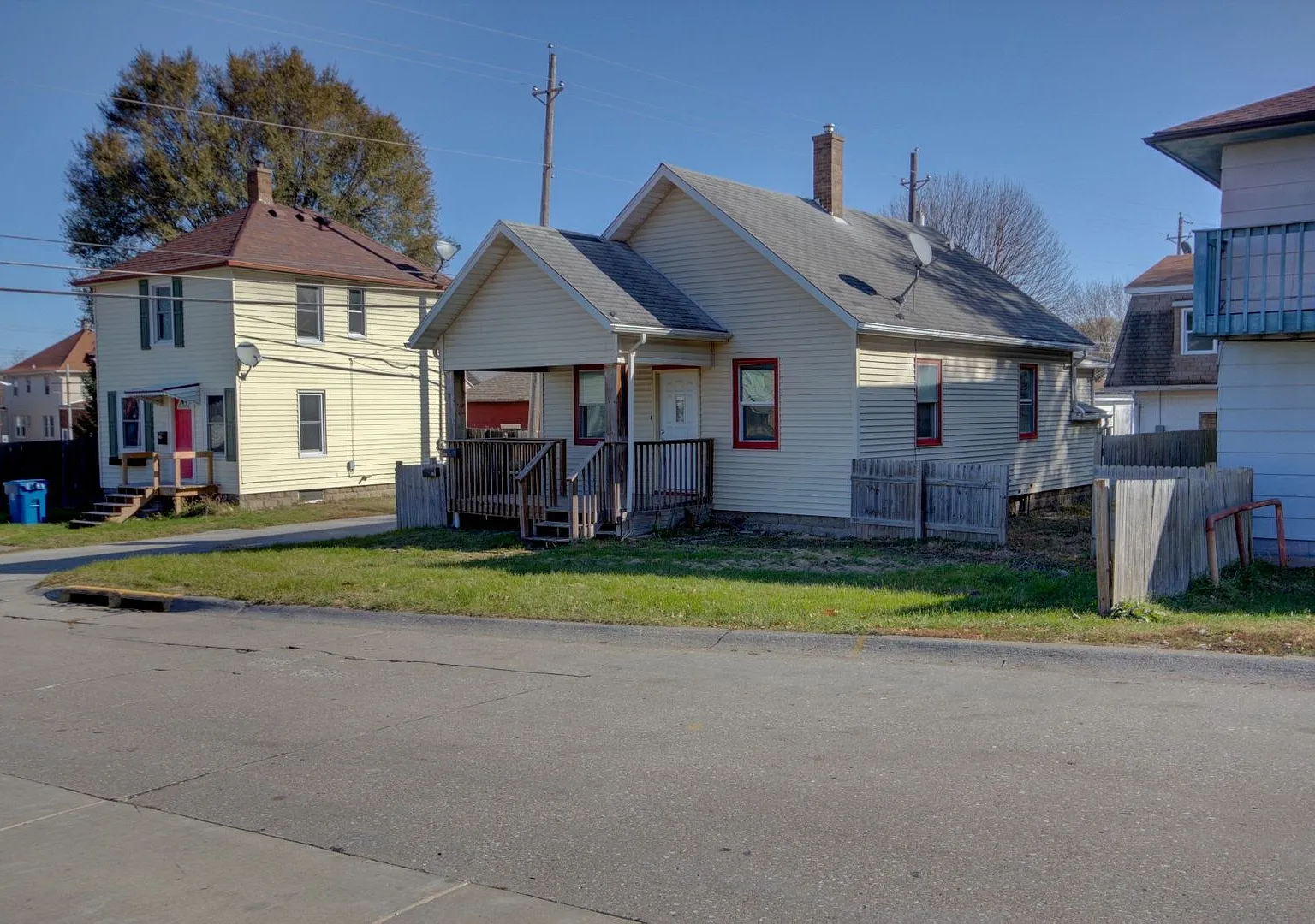 SL POS123 — Photo 1