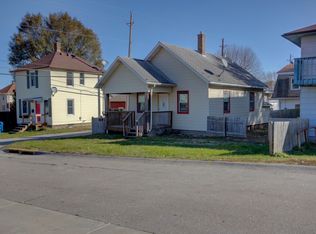 123 3rd St, Silvis, IL 61282