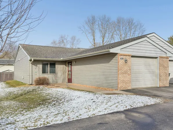 831 Cedar Ct #9A, New Richmond, WI 54017
