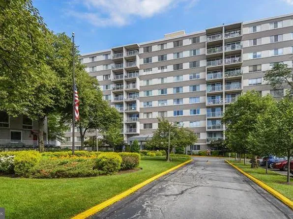 4977 Battery Ln #1-418, Bethesda, MD 20814