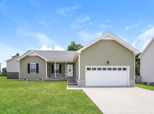 1423 Jenny Ln, Clarksville, TN 37042