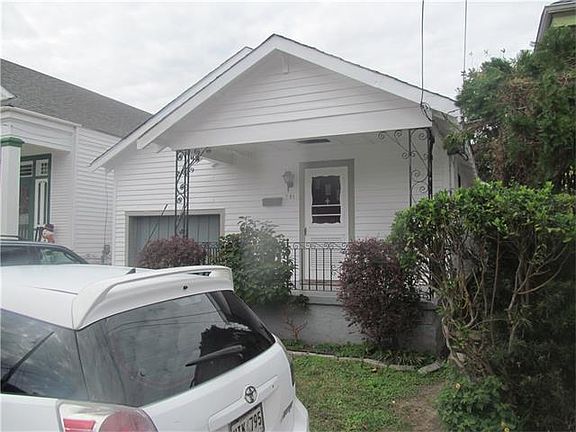 2nd image of 721 Pacific Ave