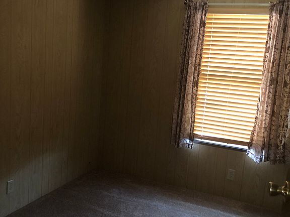 5th image of 246 Friar Tuck Ln