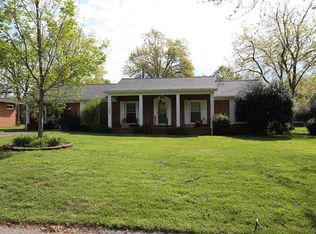 1123 Circarama Dr, Murray, KY 42071