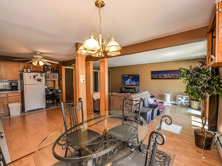 8454 W Catalpa Ave #2 — Photo 5