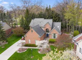 3473 Warwick Dr, Rochester Hills, MI 48309