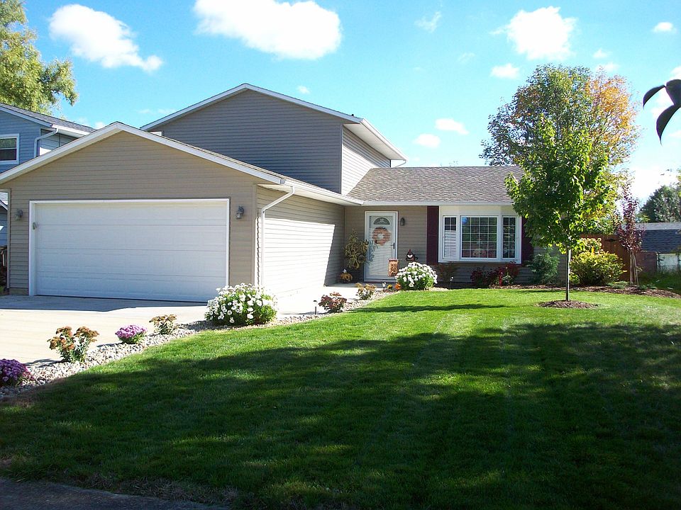 1st image of 125 Bethesda Cir