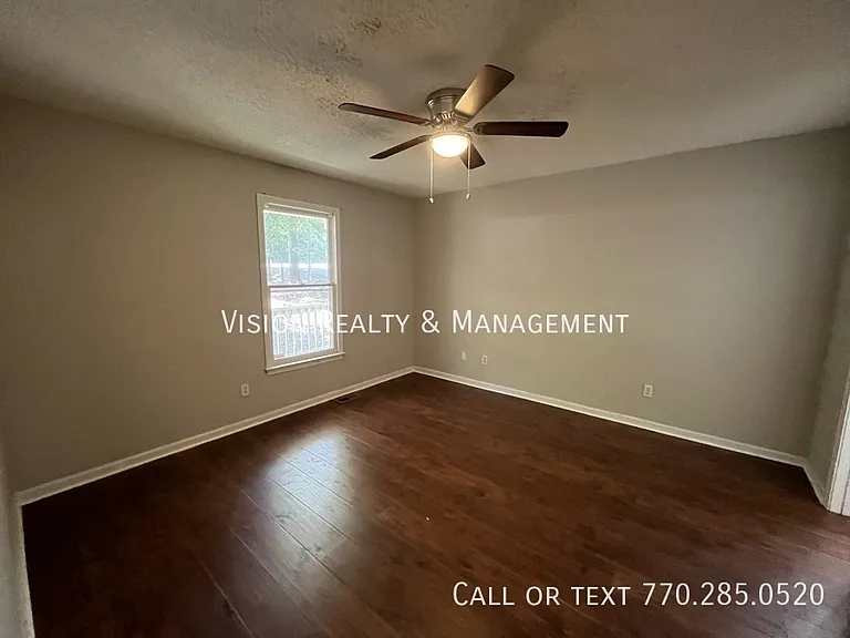 208 Wesley Chapel Rd — Photo 15