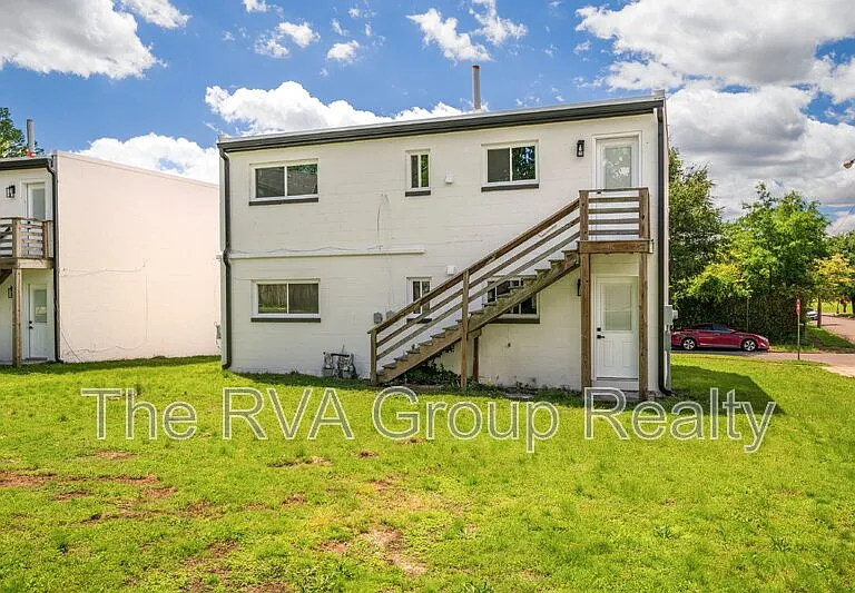 1915 Miller Ave #2 — Photo 30