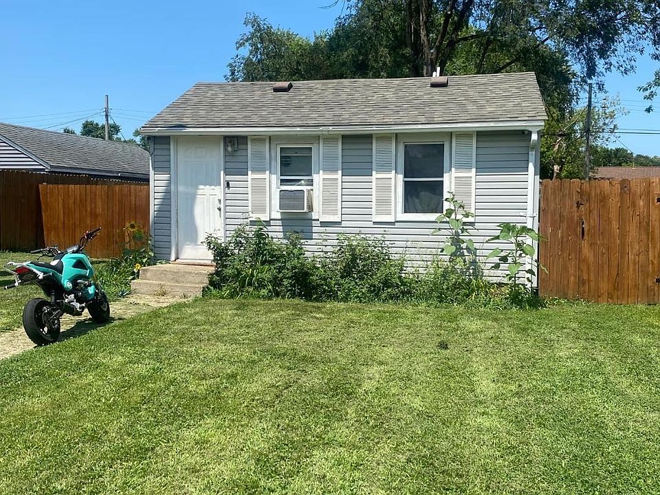 1st image of 740 Marie Ave