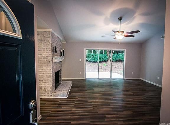 4th image of 7303 Blythwood Ln #14