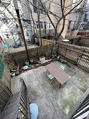 1st image of 17 Garfield Pl #1