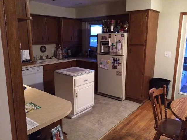 7 bed, $4,900 — Photo 3