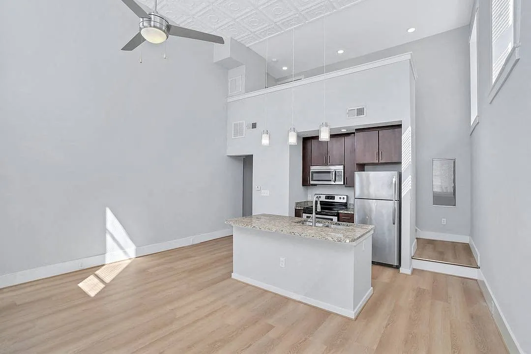 Centennial Apartments — Photo 2