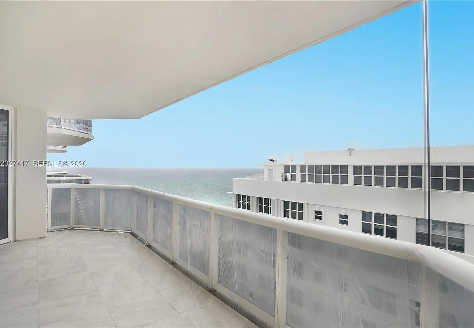 Green Diamond Condo — Photo 4