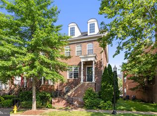 13865 Palisades St, Woodbridge, VA