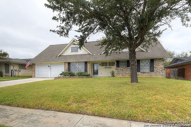 1st image of 123 Madrid Dr