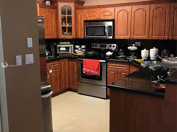 5th image of 1171 NW 125th Ct #104