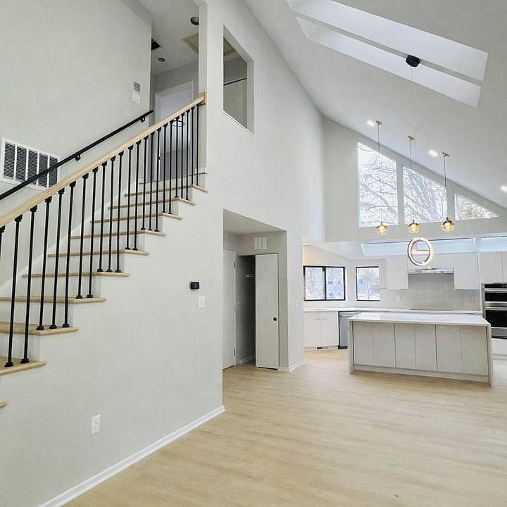 1st image of 1671 Cedar Hollow Way