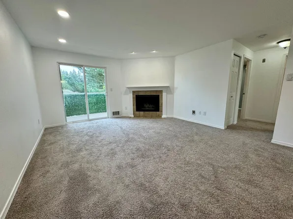 1127 N 198th St Unit A302, Shoreline, WA 98133