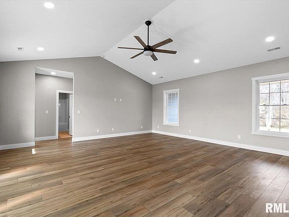 4th image of 1711 Hickory Trl