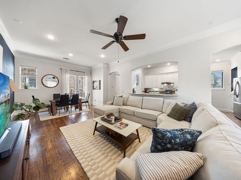 1st image of 1922 Euclid Ave APT D