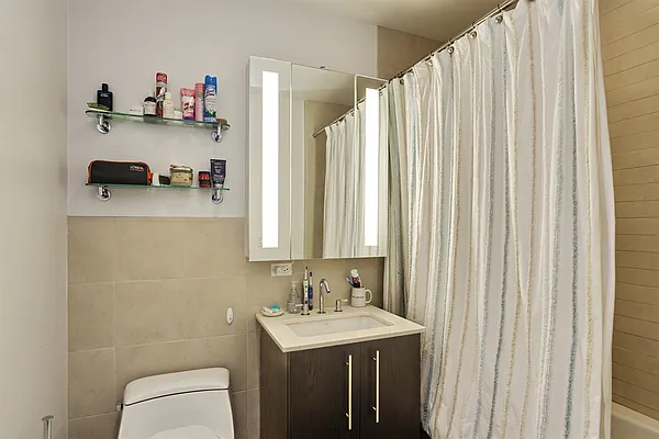 Rented by Corcoran | media 23