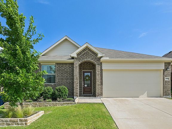 3rd image of 11600 Silver Queen Dr