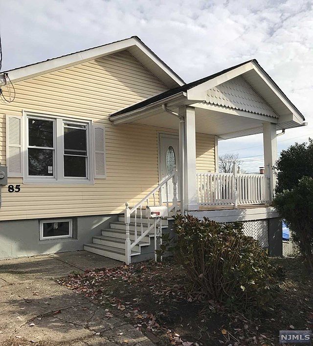 1st image of 85 Pomona Ave