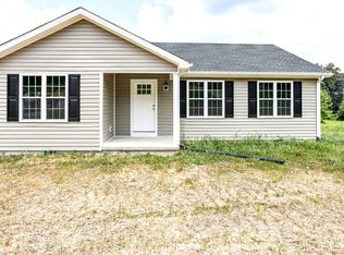 540 Three Pines Rd, Lebanon, KY 40033