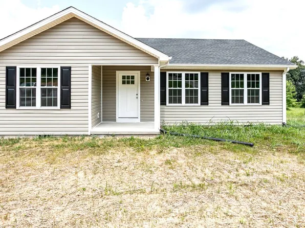 540 Three Pines Rd, Lebanon, KY 40033