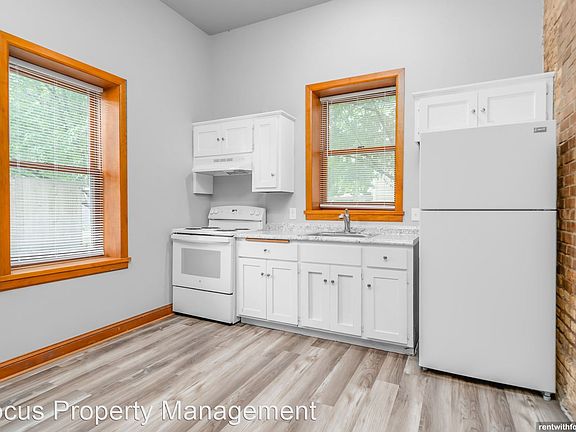 3rd image of 21 W New York Ave #11148058