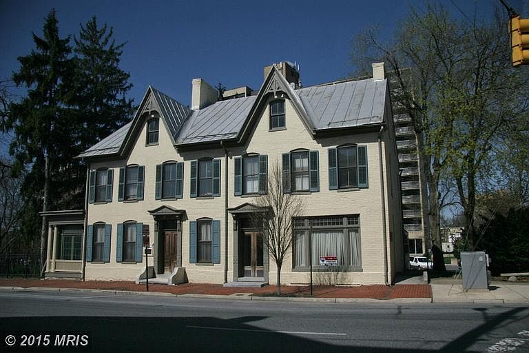 1st image of 207 S Potomac St