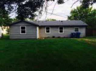 813 E McNeil Ave, Hoopeston, IL