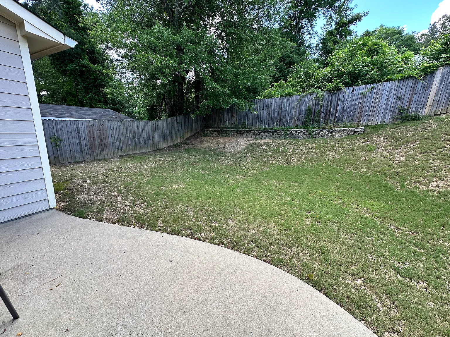 5 bed, 1745 sqft, $6,000 — Photo 3