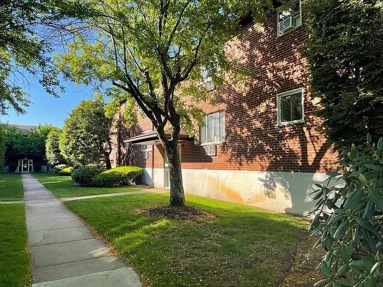 34 Bryon Rd — Photo 13